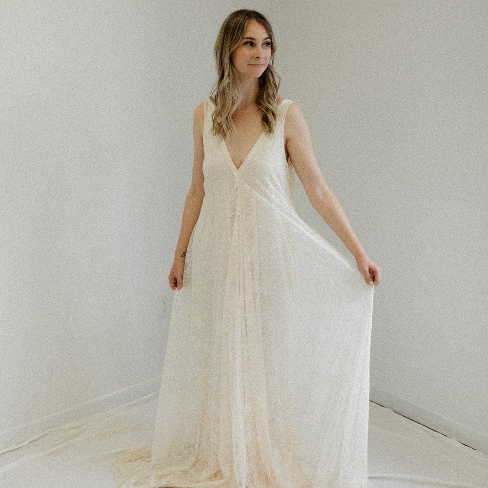 Maxi Lace Dress (Slip Included)